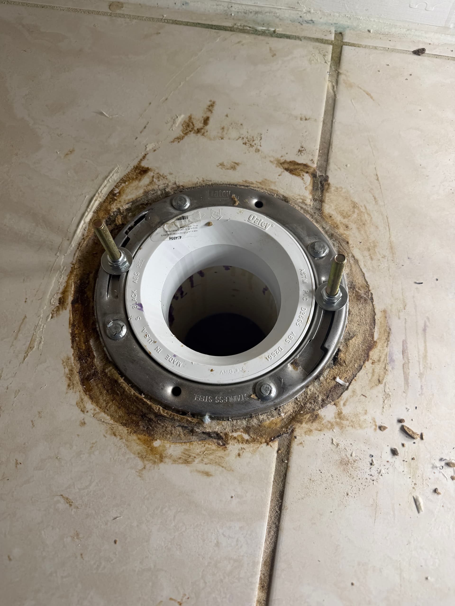 Gallery photos for Backed-Up Toilet With a Broken Floor Flange Fixed Right: Image #2