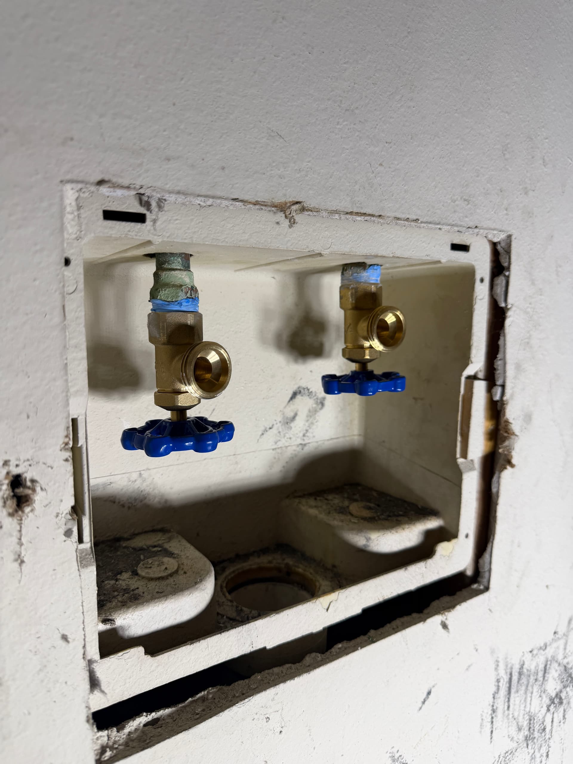 Same-Day Washer Shut-Off Valve Replacement for a Homeowner Mid-Move image