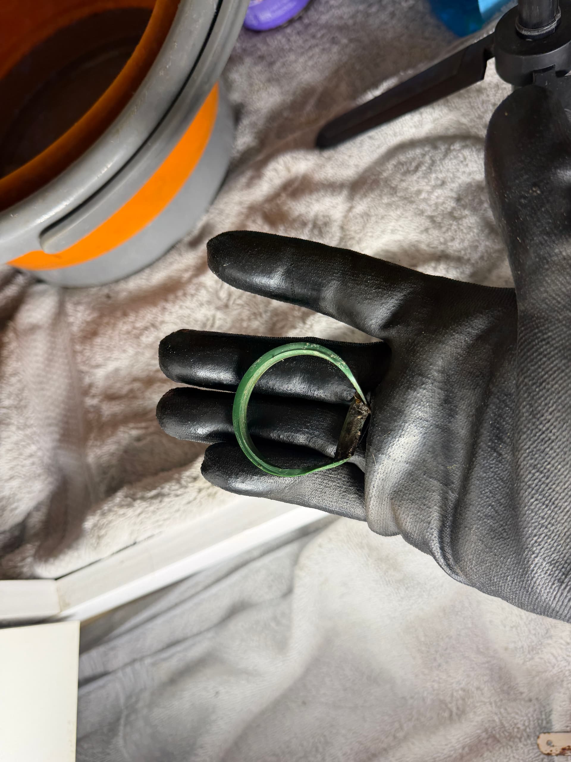 Gallery photos for Leaky Sink Drain Fixed - Bad P-Trap and Worn Seals Replaced: Image #1