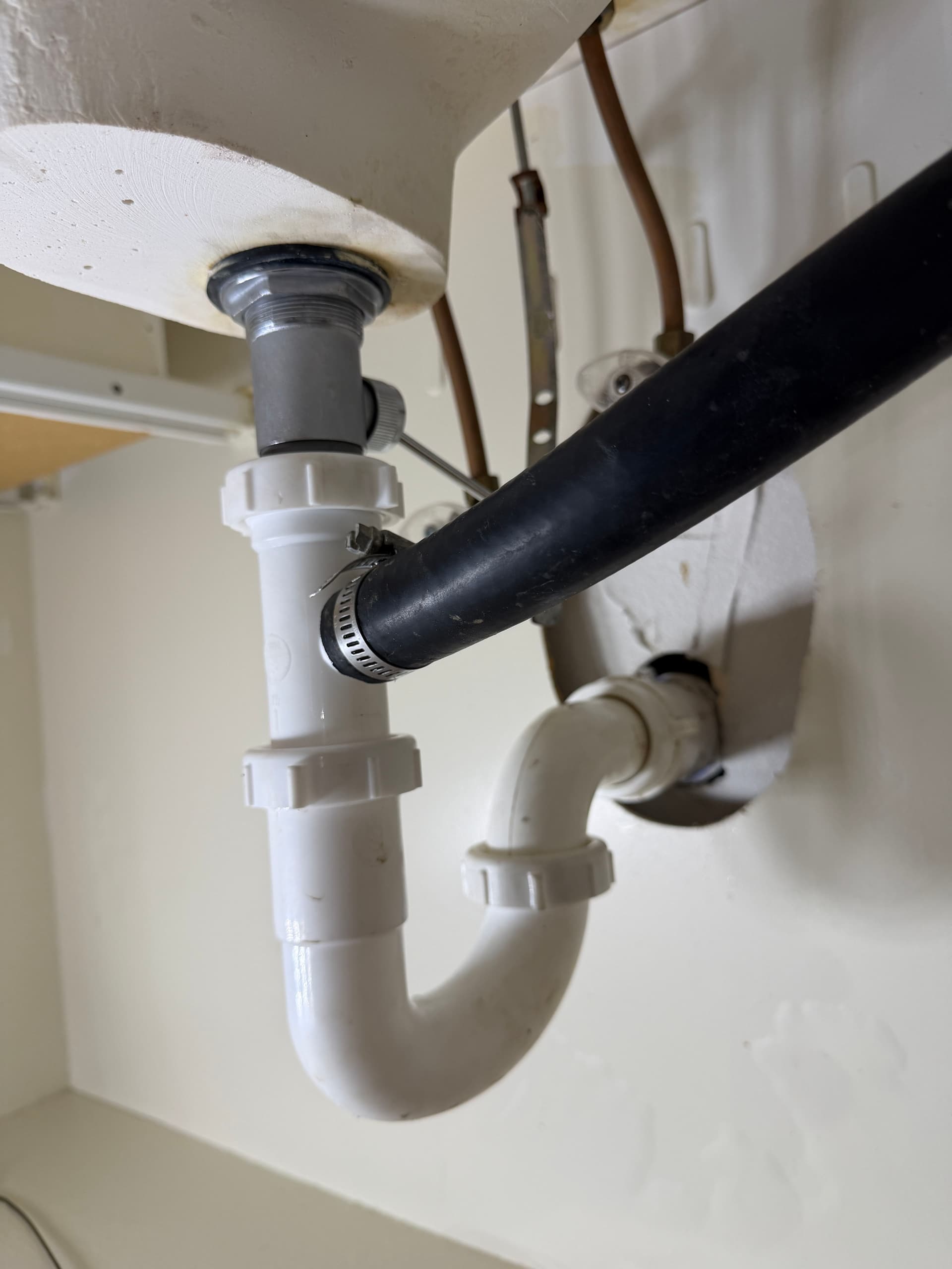 Gallery photos for Leaky Sink Drain Fixed - Bad P-Trap and Worn Seals Replaced: Image #2